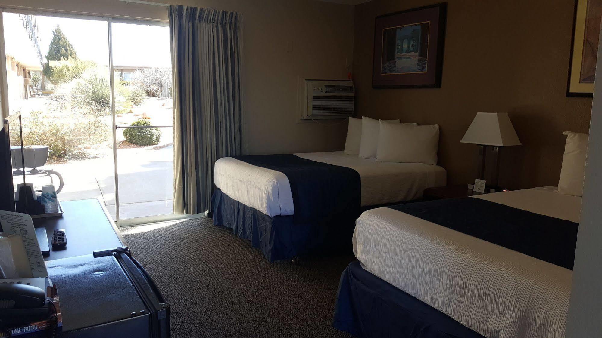 Lake Powell Canyon Inn 佩吉 外观 照片